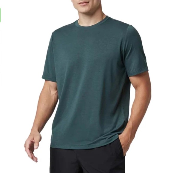 Vuori Mens Shirt Current Tech Tee Grove Green Size Medium - Picture 1 of 8